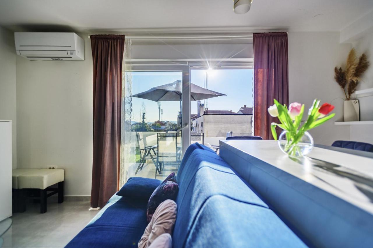Appartement - With Summer Balcony And Parking
