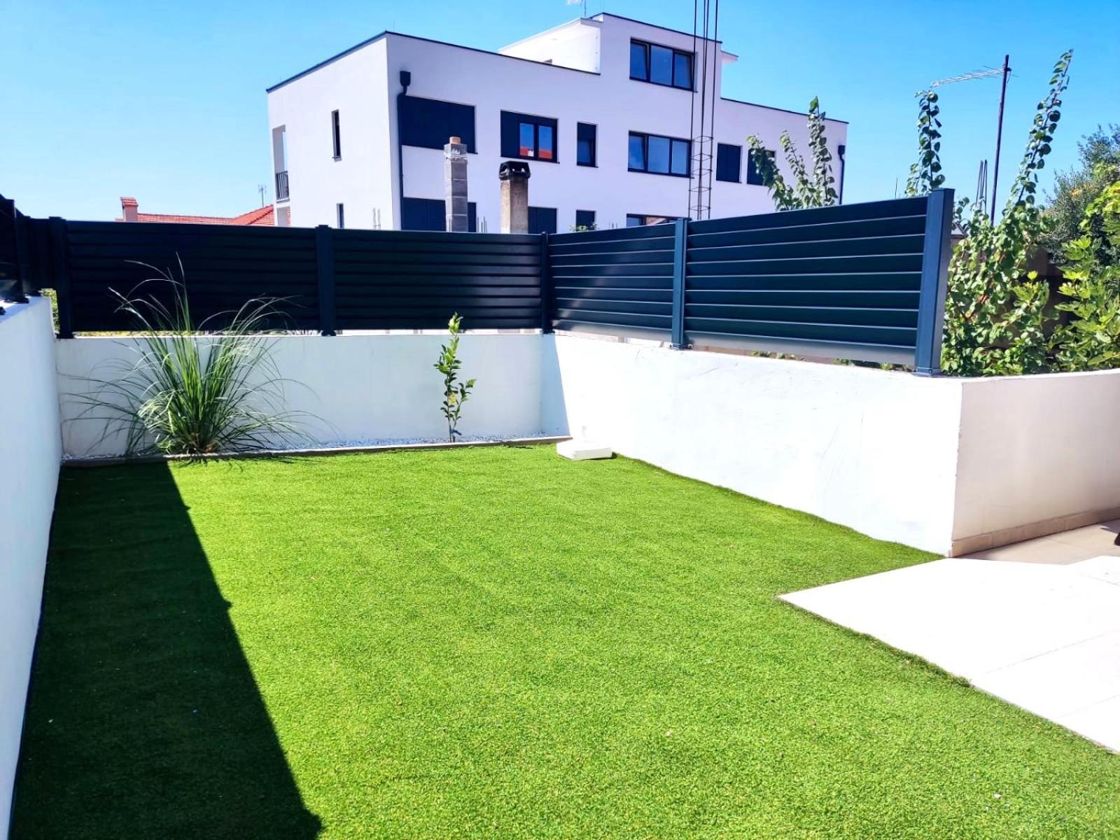 Apartmán - With Summer Balcony And Parking